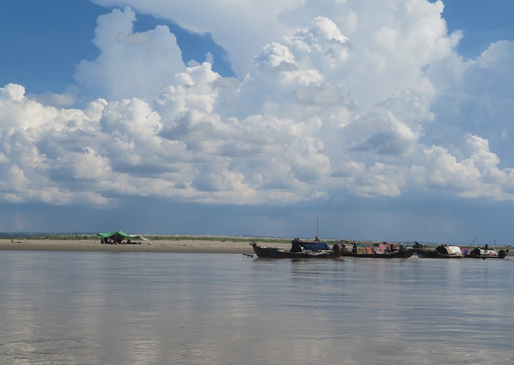 Gold mining in the low-flow season near the project area, photo by Fauna and Flora International