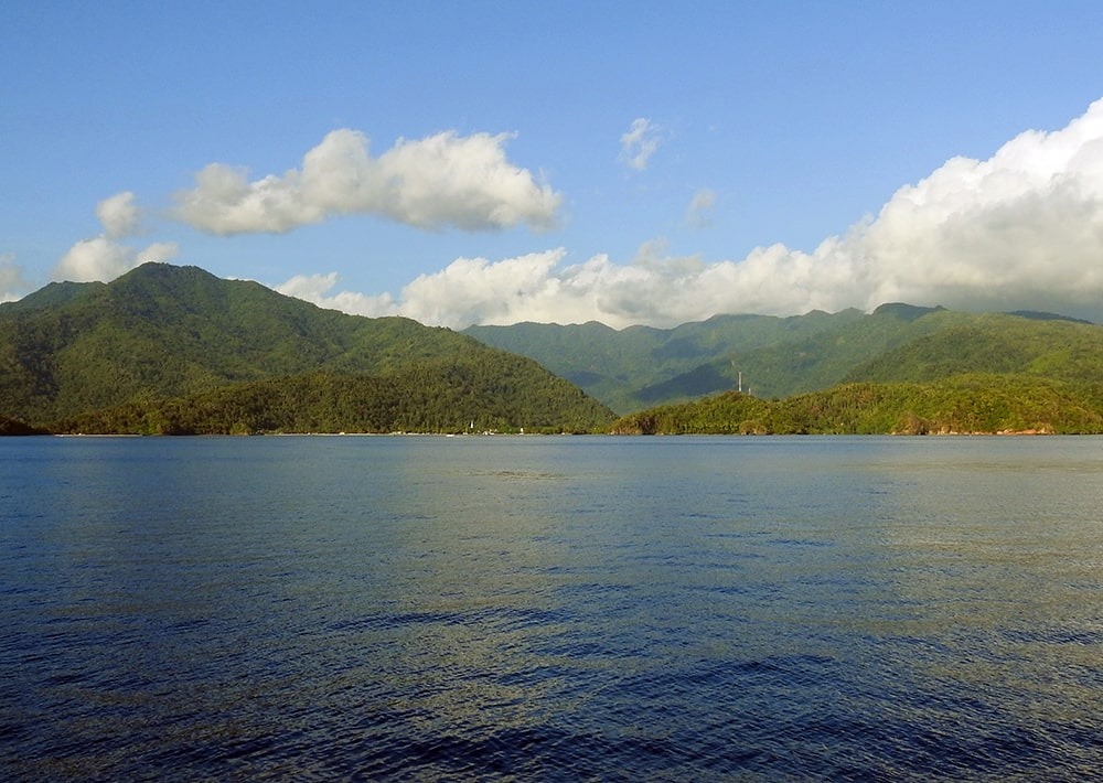 Landscape of Mt Sahendaruman, photo courtesy Burung Indonesia and BirdLife International